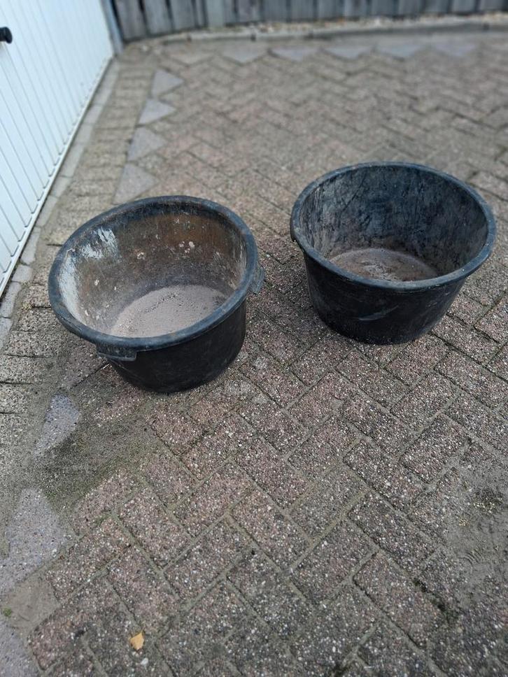 Twee speciekuipen te koop, Doe-het-zelf en Verbouw, Betonmolens, Gebruikt, Ophalen of Verzenden