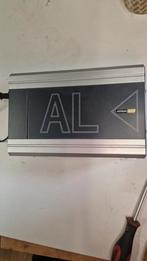 Phillipi Acculader - 3 Accu's 12 volt 30 amp, Ophalen of Verzenden, Gebruikt, Motor en Techniek