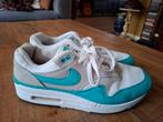 Nike Air Max 1 "University Blue" maat 43, Sport en Fitness, Loopsport en Atletiek, Gebruikt, Ophalen of Verzenden, Overige sporten