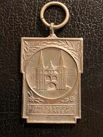 Medaille 4e elfmerentocht  op de schaats 1946, Postzegels en Munten, Penningen en Medailles, Ophalen of Verzenden, Overige materialen