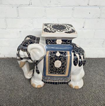 vintage bijzet-/ plantentafeltje, olifant beschikbaar voor biedingen