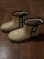 Ugg Laarzen maat 37, Verzenden, Zo goed als nieuw, Wit, Regenlaarzen