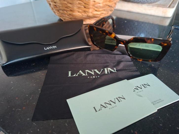 Lanvin Zonnebril - Nieuwstaat!, Sieraden, Tassen en Uiterlijk, Zonnebrillen en Brillen | Dames, Nieuw, Overige merken, Ophalen of Verzenden