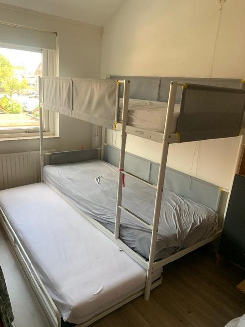 Vitval bedframe stapelbed MET onderbed, Huis en Inrichting, Slaapkamer | Bedden, Zo goed als nieuw, Eenpersoons, 90 cm, 200 cm