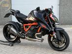 KTM 1290 SuperDuke R Akrapovic Uitlaat Tech-Pack BOMVOL 2021, 2 cilinders, Bedrijf, 1301 cc, Meer dan 35 kW