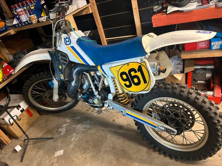 Husqvarna cr 250 1985 + extra 400 blok, Motoren, Motoren | Husqvarna, Bedrijf, Crossmotor, Ophalen