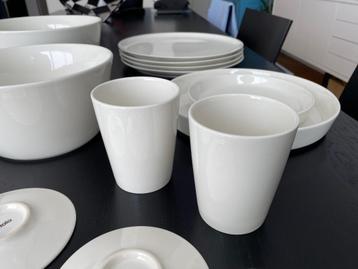 Arabia / Iittala, Teema, off-wit, 2 bekers beschikbaar voor biedingen