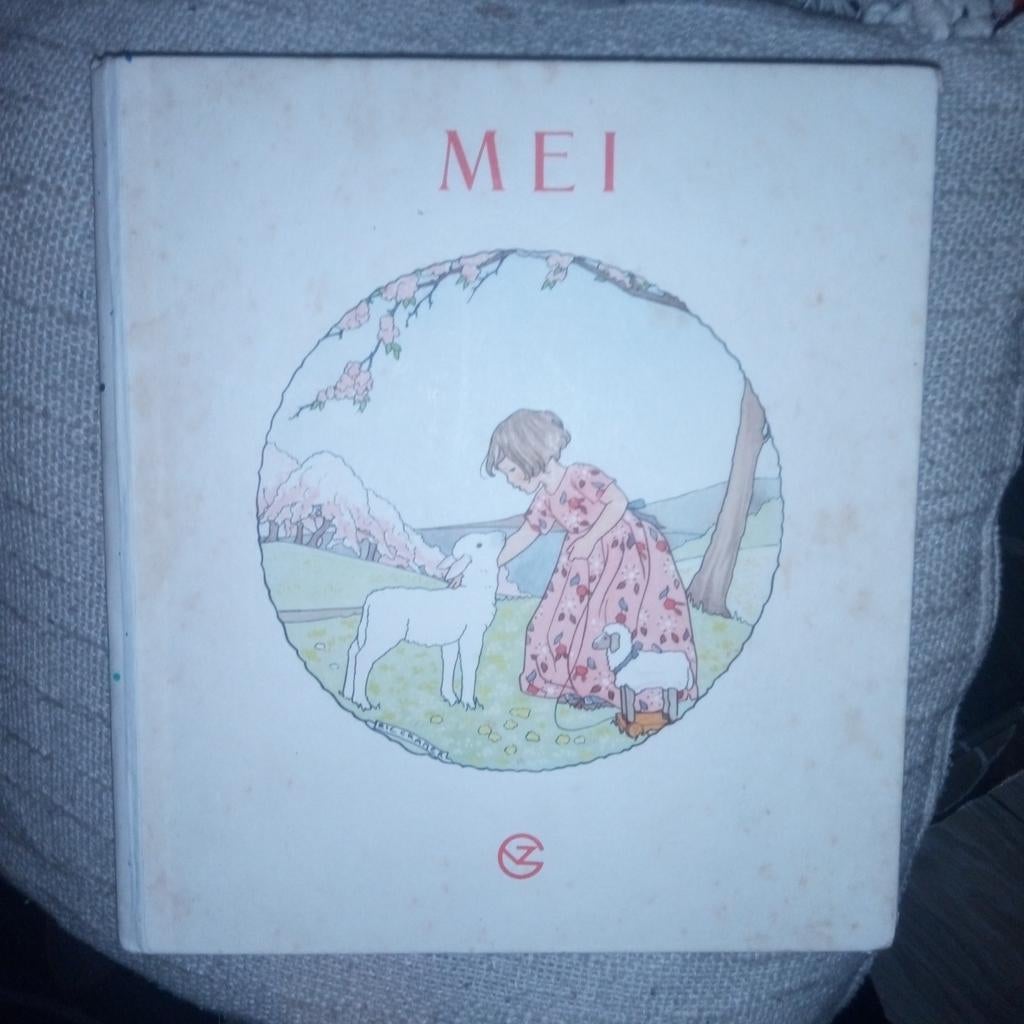 Rie Cramer - Mei - Geïllustreerd Kinderboek, Ophalen of Verzenden, Zo goed als nieuw