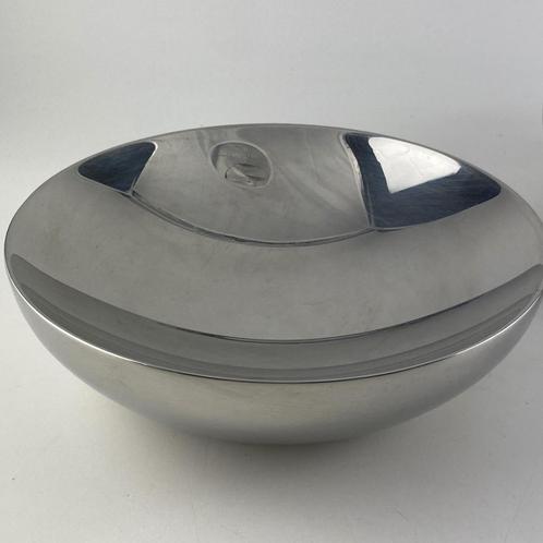 2 fruitschalen alessi, Huis en Inrichting, Woonaccessoires | Schalen en Manden, Zo goed als nieuw, Schaal, Rond, Overige materialen