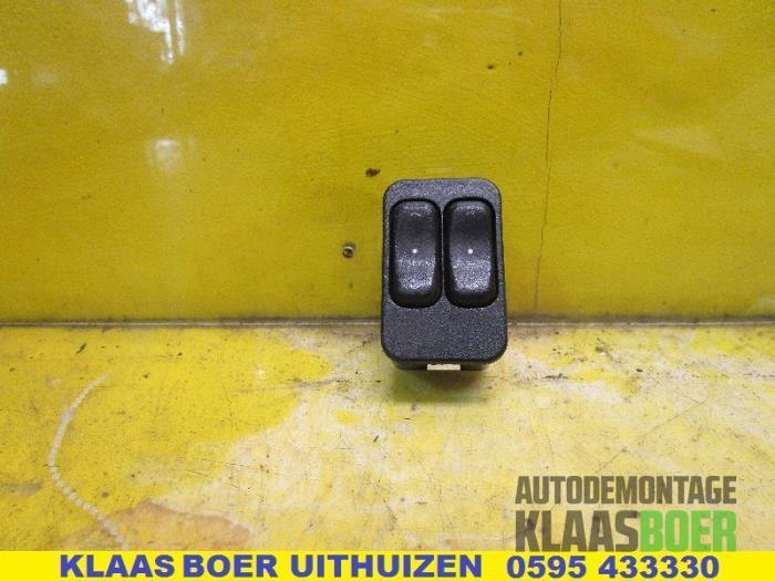 Elektrisch Raam Schakelaar van een Opel Astra, Auto-onderdelen, Dashboard en Schakelaars, Opel, Gebruikt, 6 maanden garantie, 12 maanden garantie