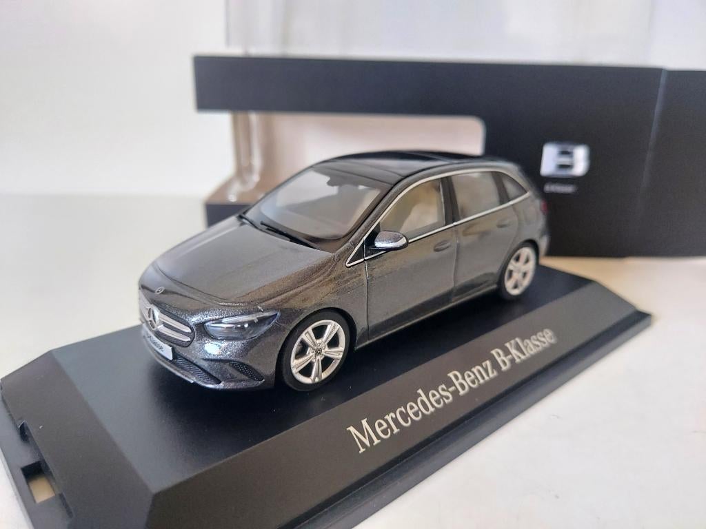 Herpa Mercedes-Benz B klasse 2018 berg grijs dealeruitgave, Ophalen of Verzenden, Nieuw, Auto, Overige merken