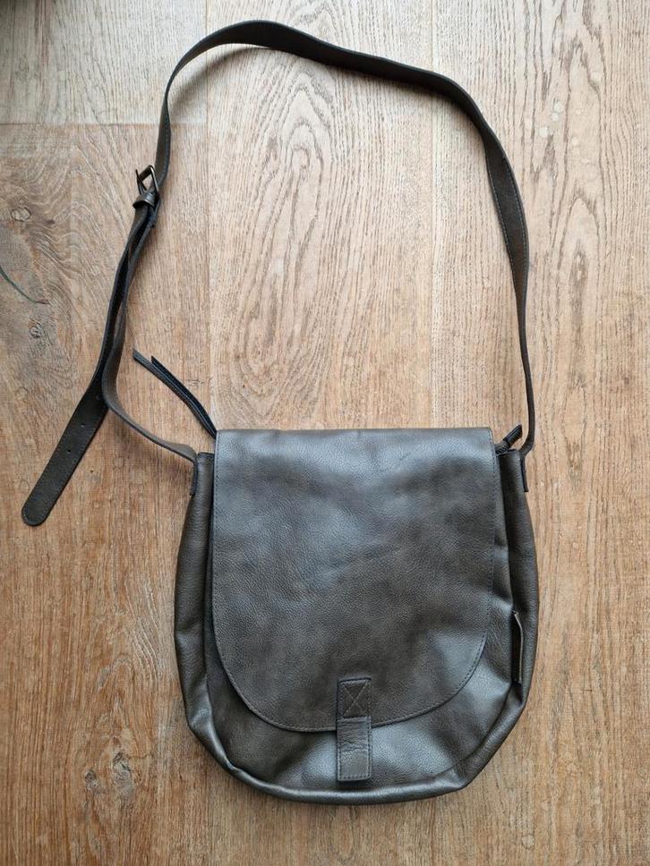 Leuke schoudertas van Zusss, Sieraden, Tassen en Uiterlijk, Tassen | Schoudertassen, Zo goed als nieuw, Overige merken, Bruin