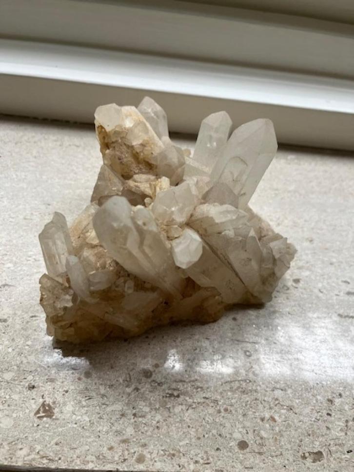 Bergkristal Formatie met grote kristallen, Verzamelen, Mineralen en Fossielen, Ophalen of Verzenden