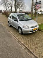 Toyota Yaris 1.3 16V 3DR 2001 Grijs, Auto's, Toyota, Voorwielaandrijving, 1299 cc, 4 cilinders, 400 kg