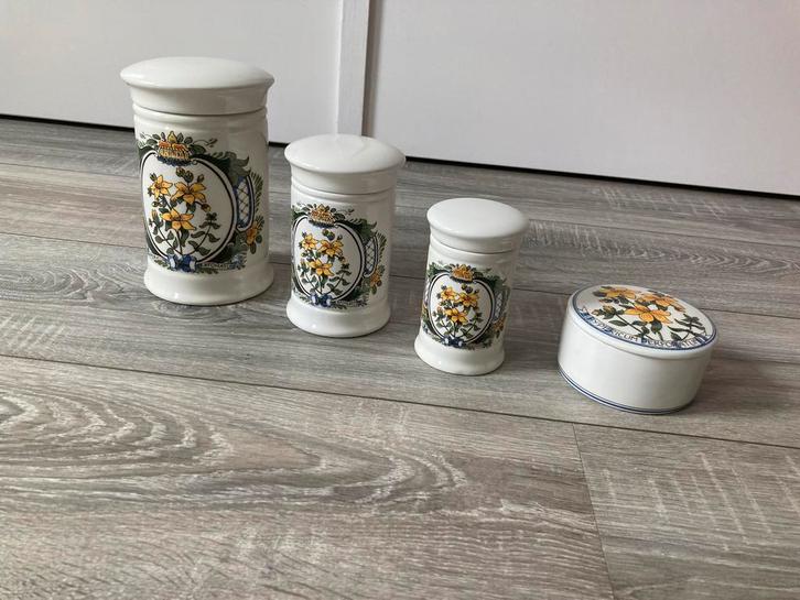 Vogel Helpt Apothekerspotten Set, Antiek en Kunst, Antiek | Keramiek en Aardewerk, Ophalen of Verzenden