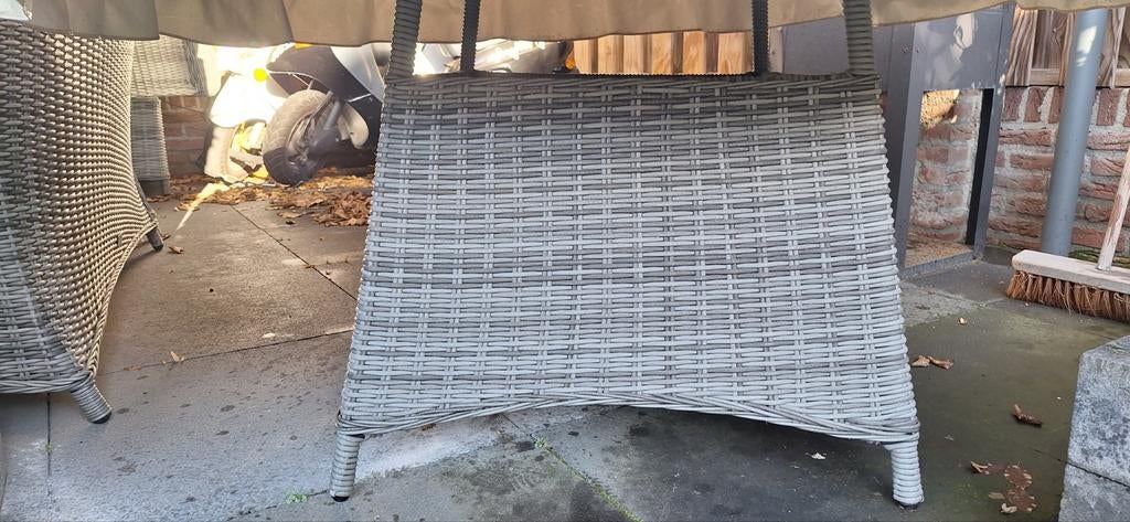 Ronde tuintafel met glasplaat, Ophalen, Zo goed als nieuw, Rond, Kunststof