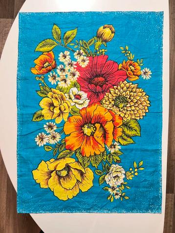 Vintage Theedoek Bloemen beschikbaar voor biedingen