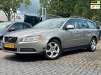 Volvo V70 2.0F Momentum, Auto's, Volvo, Voorwielaandrijving, Gebruikt, Overige brandstoffen, Beige
