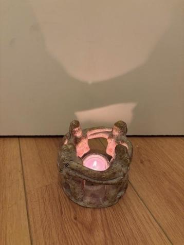 kandelaar met 4 personen beschikbaar voor biedingen