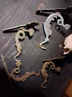 Kloosterbel haken antiek/ geel koper/ messing draak brocante, Ophalen