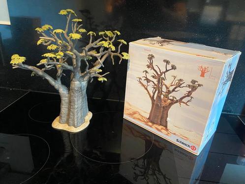 Schleich (30655) Boabab boom met verpakking, Verzamelen, Dierenverzamelingen, Zo goed als nieuw, Beeldje of Figuurtje, Ophalen of Verzenden