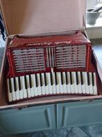 Paolo Soprani accordion, Muziek en Instrumenten, Overige merken, Gebruikt, Ophalen of Verzenden, Met koffer