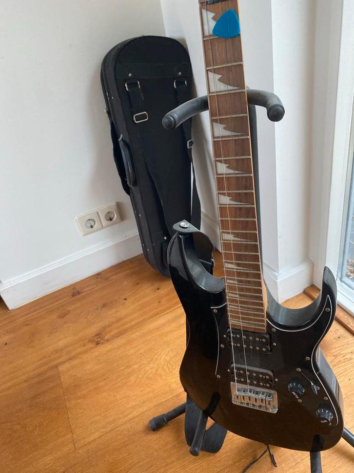 Elektrische Gitaar - Ibanez Mikro - Kindvriendelijk, Muziek en Instrumenten, Snaarinstrumenten | Gitaren | Elektrisch, Gebruikt