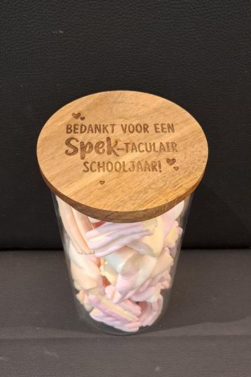 JUF cadeau! Bedankt voor een spek-taculair schooljaar beschikbaar voor biedingen
