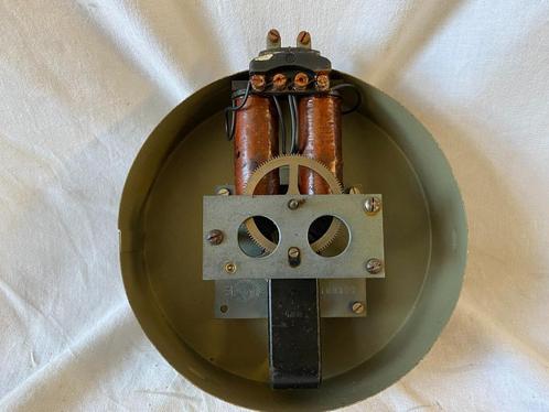 Elektrisch groot slaafuurwerk Wagner voor grote wijzers, Antiek en Kunst, Antiek | Klokken, Ophalen of Verzenden