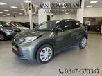 Toyota Aygo X 1.0 VVT-i MT Envy / Climate.C / Stoelverw / Ca, Gebruikt, Euro 6, Met garantie (alle), 4 stoelen