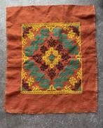 Borduurwerk op oranjr jute, Ophalen of Verzenden, Zo goed als nieuw, Handborduren, Overige typen