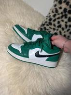 Jordan 1 low Pine Green, Nike Air Jordan, Nieuw, Ophalen of Verzenden, Sneakers of Gympen