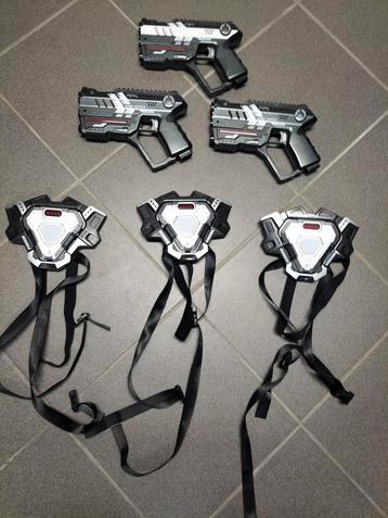 Lasergame Set - 3 Pistolen & 3 Harnassen beschikbaar voor biedingen