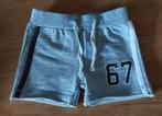 Leuke grijze korte broek - Maat 68, Kinderen en Baby's, Babykleding | Maat 68, Ophalen, Zo goed als nieuw, Jongetje, Broekje