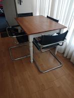 Tafel met 4 echt leren stoelen, Ophalen of Verzenden, Zo goed als nieuw