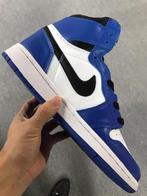 Jordan 1 blue, Ophalen of Verzenden, Blauw