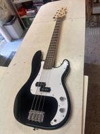 Gitaar squier (by fender) precision bass, Muziek en Instrumenten, Ophalen, Zo goed als nieuw