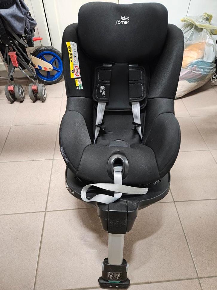 Britax Römer Dualfix M i-Size autostoel, Kinderen en Baby's, Autostoeltjes, Zo goed als nieuw, Romer, 15 t/m 36 kg, Isofix, Ophalen