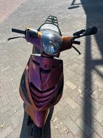 Zip 70cc kapot mag weg voor 1000€, Fietsen en Brommers, Ophalen, Zo goed als nieuw, Zip