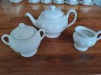 Wedgwood Festivity Theepot, melkkan en suikerpot, Huis en Inrichting, Keuken | Servies, Ophalen, Overige typen, Zo goed als nieuw