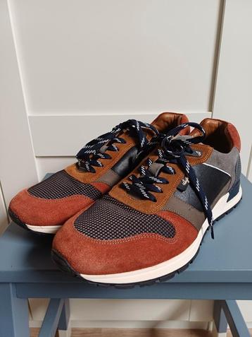 Sneaker Australien Glastonburry maat 42 zgan beschikbaar voor biedingen