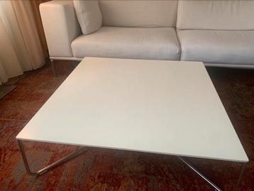 Te koop: Artifort Diva salontafel(strak design) beschikbaar voor biedingen