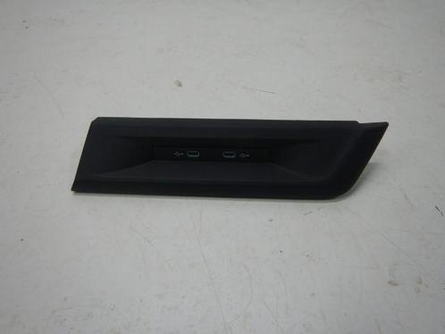VW Golf 8 Middenconsole USB-C + Inleg 5NA035700, Auto-onderdelen, Dashboard en Schakelaars, Volkswagen, Gebruikt, Ophalen of Verzenden