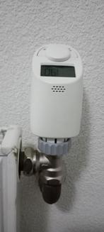 Digitale radiator thermostaten., Ophalen of Verzenden, Zo goed als nieuw