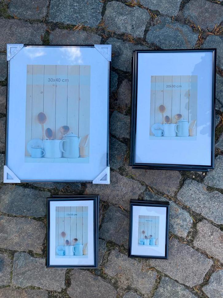 Set van 14 fotolijsten - Nieuw en zgan, Huis en Inrichting, Woonaccessoires | Lijsten, Nieuw, Minder dan 50 cm, Kunststof, Ophalen