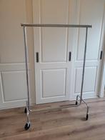 Kledingrek met wielen - Zo goed als nieuw, Kleding | Dames, Ophalen, Met wielen, Zo goed als nieuw