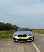BMW 1-Serie 120i 177pk Aut 2015 Grijs, Auto's, BMW, 65 €/maand, Achterwielaandrijving, 1295 kg, 4 cilinders