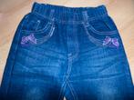 ALS NIEUW: Meisjesjeans met paarse strikjes maat 122/128, Kinderen en Baby's, Kinderkleding | Maat 122, Ophalen of Verzenden, Zo goed als nieuw