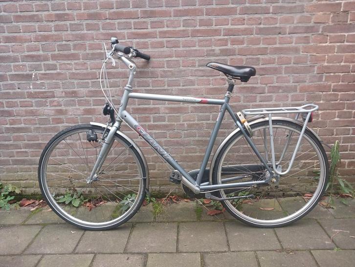 Giant Herenfiets 28 inch, Fietsen en Brommers, Fietsen | Heren | Herenfietsen, Gebruikt, Giant, 57 tot 61 cm, Versnellingen, Ophalen