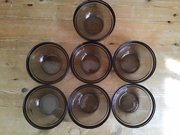 7 rookglas schaaltjes. beschikbaar voor biedingen